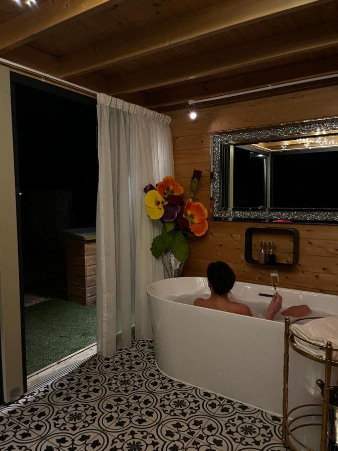 Dunroamin Lodges Drymen Exterior photo